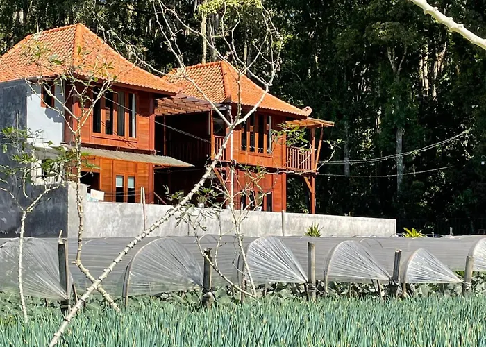 Villa Kanugrahan Umah Kebun *